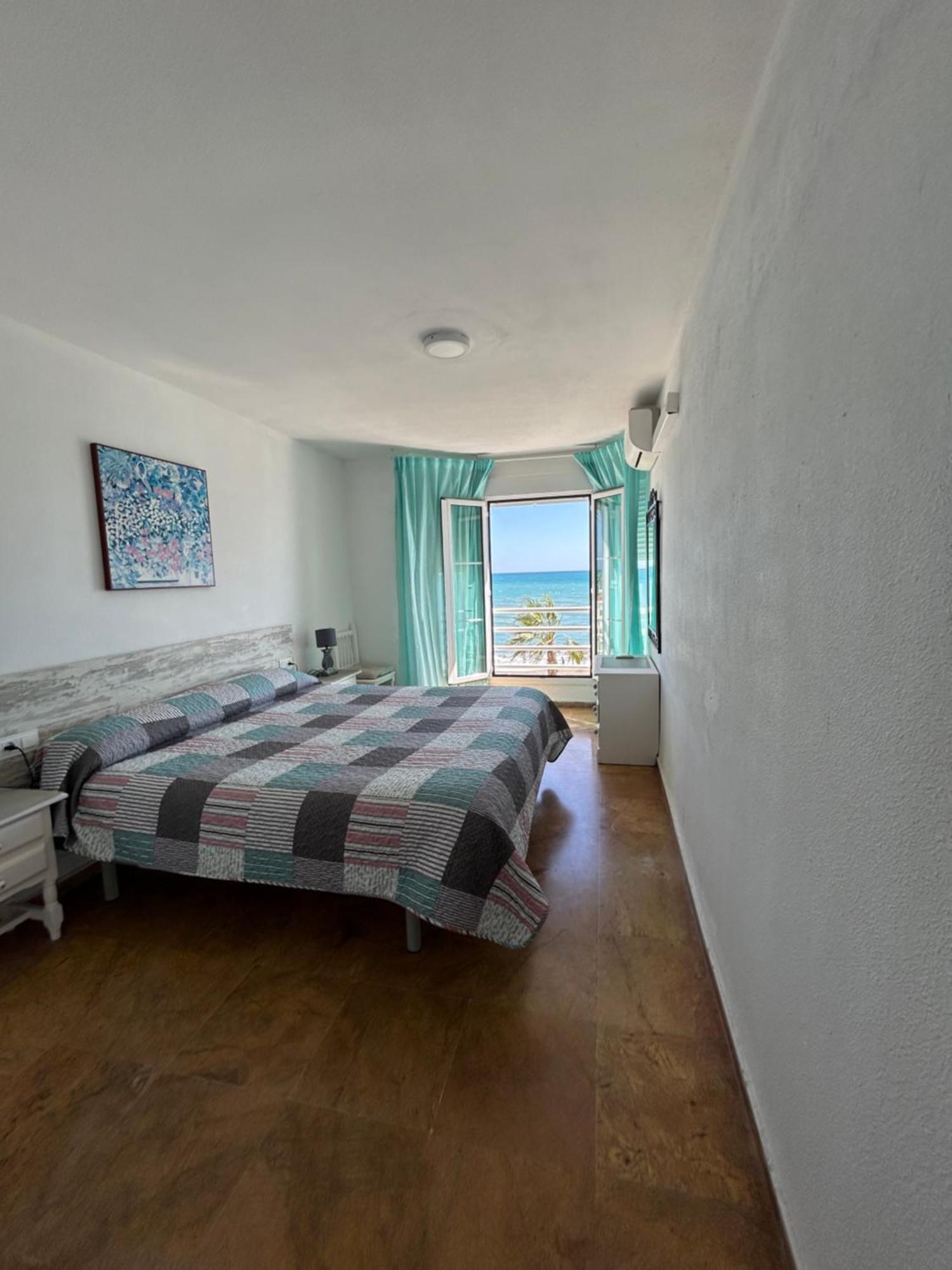 Apartamento Frente Al Mar,Primera Linea De Playa รินกอนเดลาวิกตอเรีย ภายนอก รูปภาพ